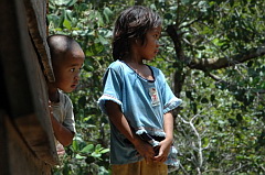 Children on Tanahjumpea